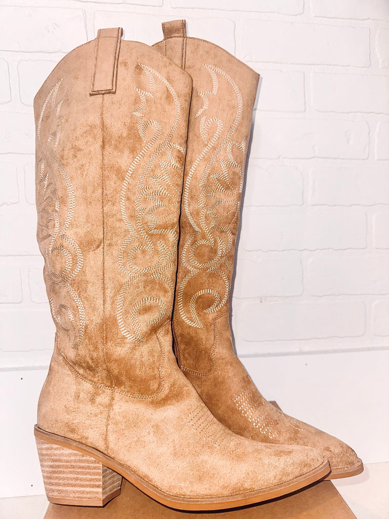 Eccentrics Boutique Shoe Giada Embroidered Cowgirl Boots-- Apricot