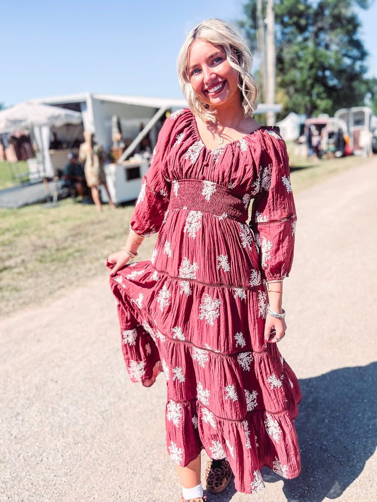 Eccentrics Boutique Dress Kiona Embodied Midi Dress