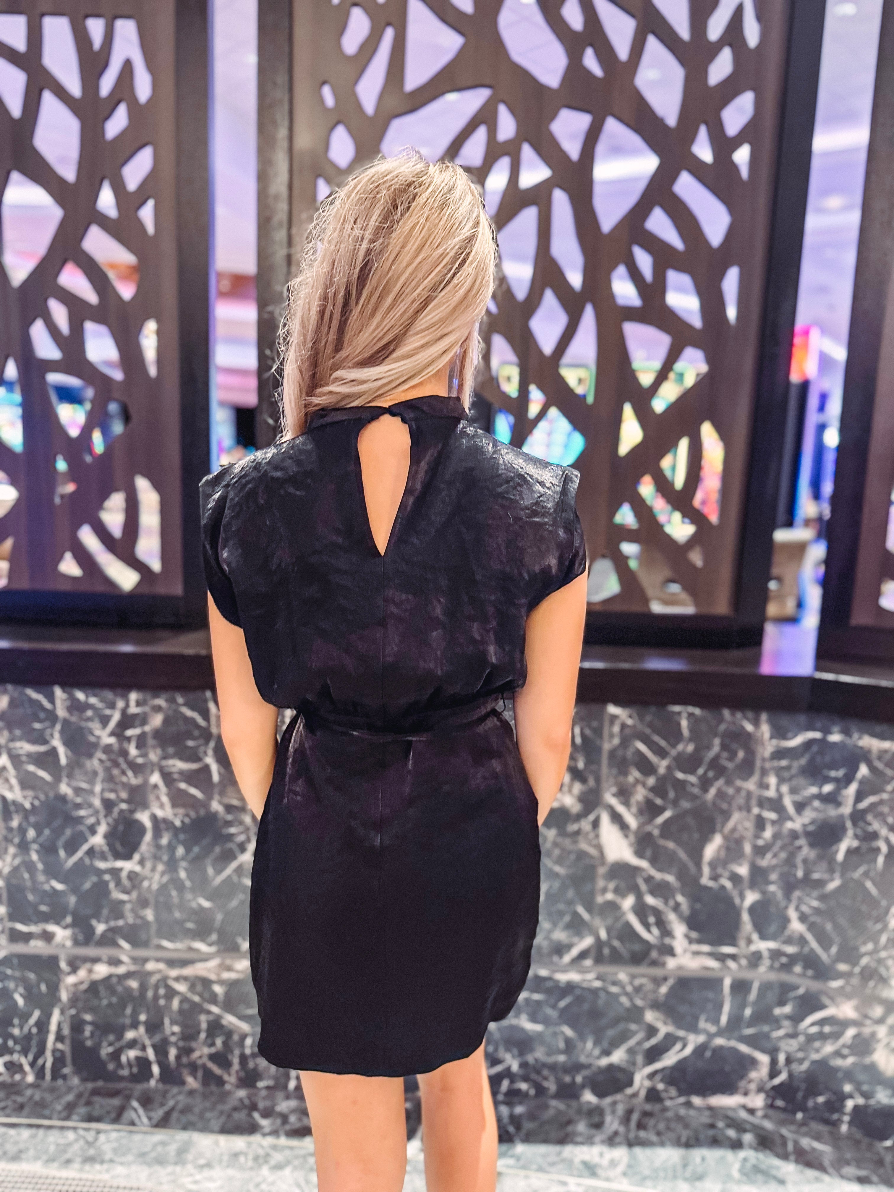 Luminous Girl Mock Neck Sleeveless Mini Dress Large / Black Luminous Girl Mock Neck Sleeveless Mini Dress Large / Black